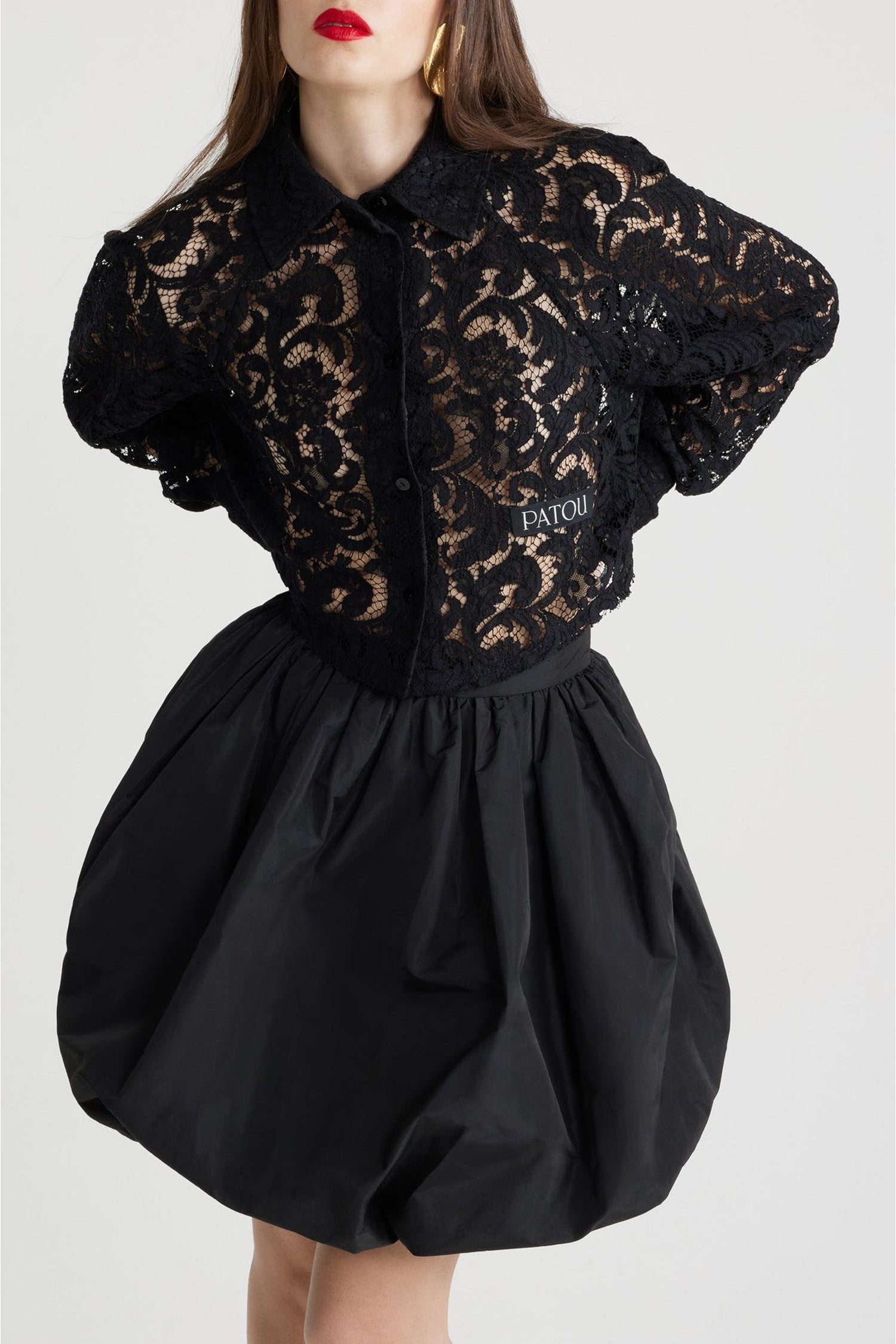 Black / Chemise courte en dentelle de coton bio