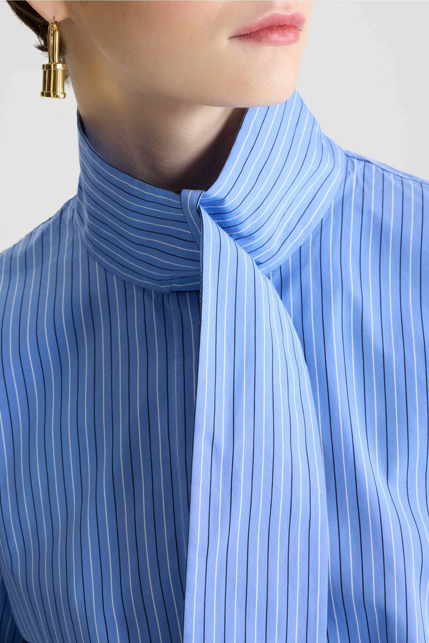 Blouse à col foulard en popeline de coton - Bleu Glacier