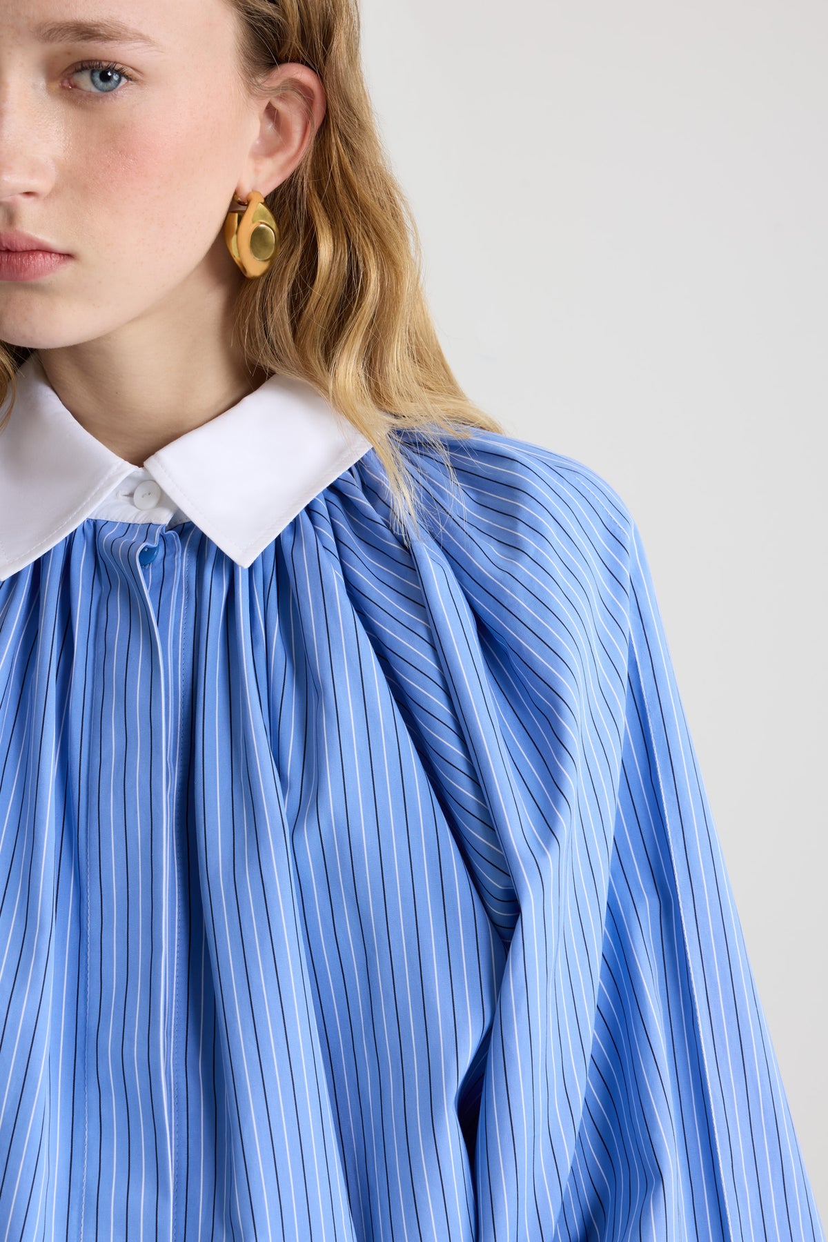 Ice Blue Stripes / Blouse bouffante en popeline de coton bio imprimée