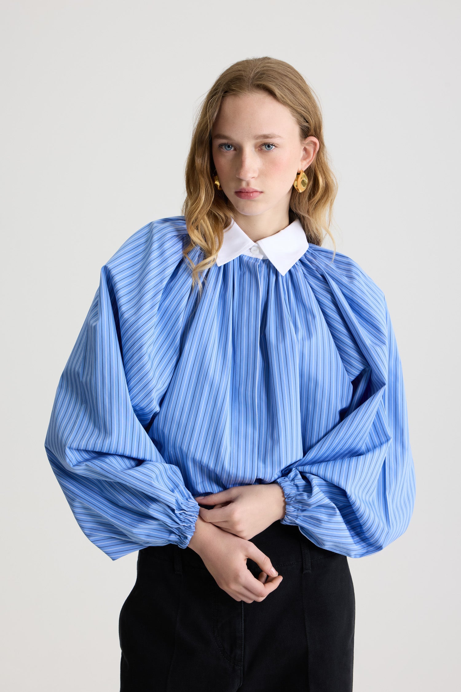 Ice Blue Stripes / Blouse bouffante en popeline de coton bio imprimée