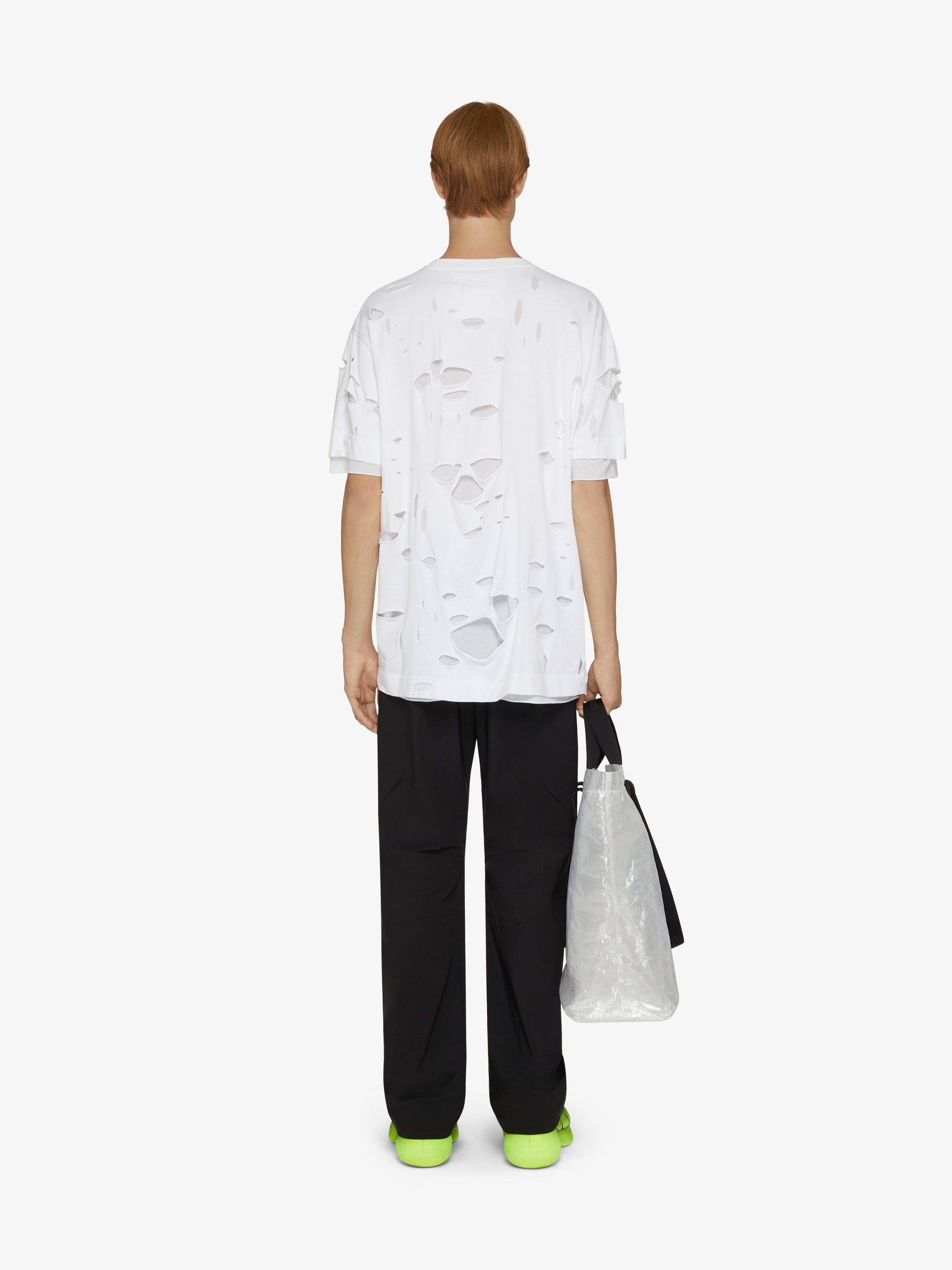 2 LAYERS OVERSIZED HOLE T-SHIRT