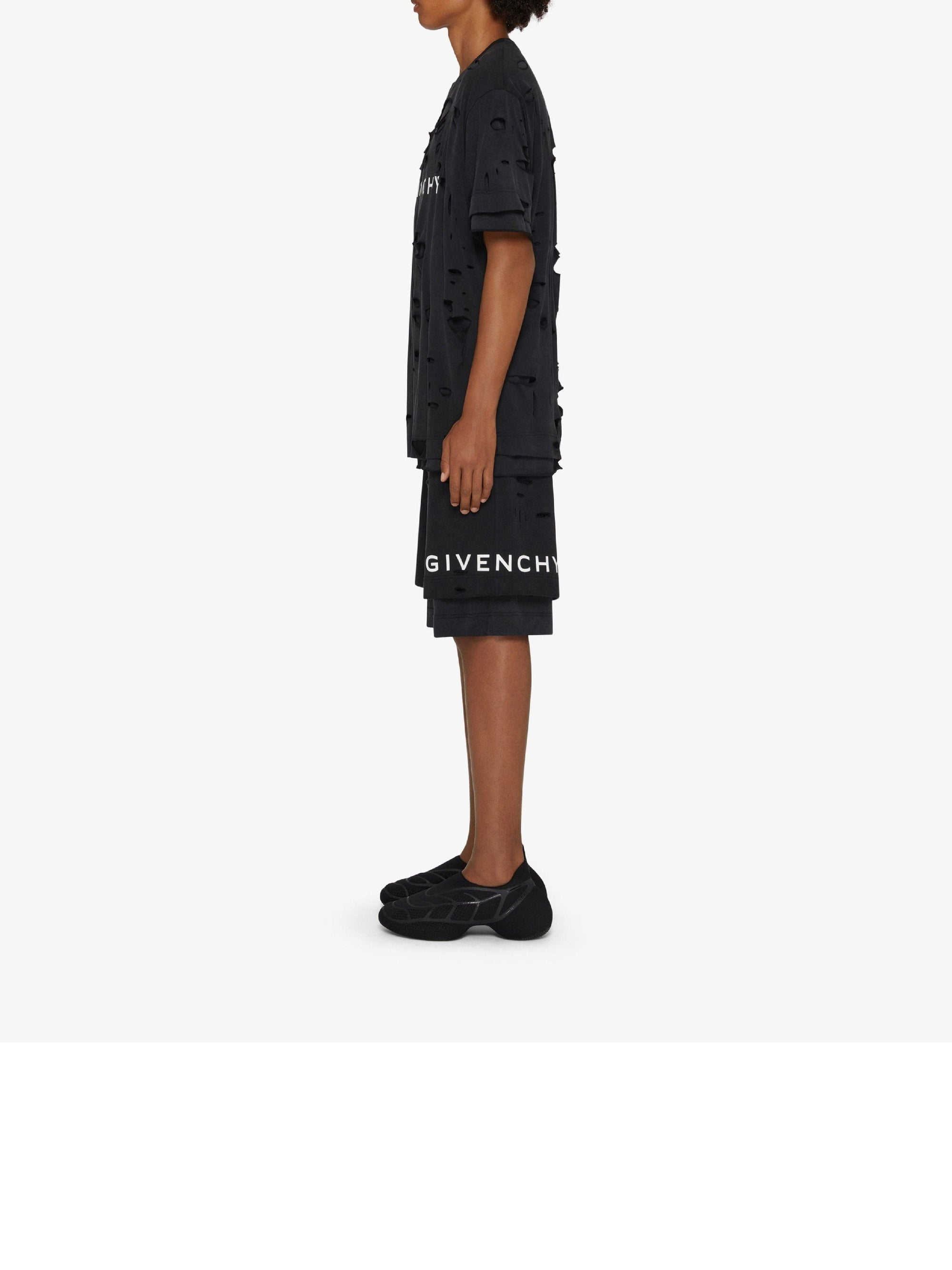 HOLES GIVENCHY PR. - BLACK GARMENT DYED