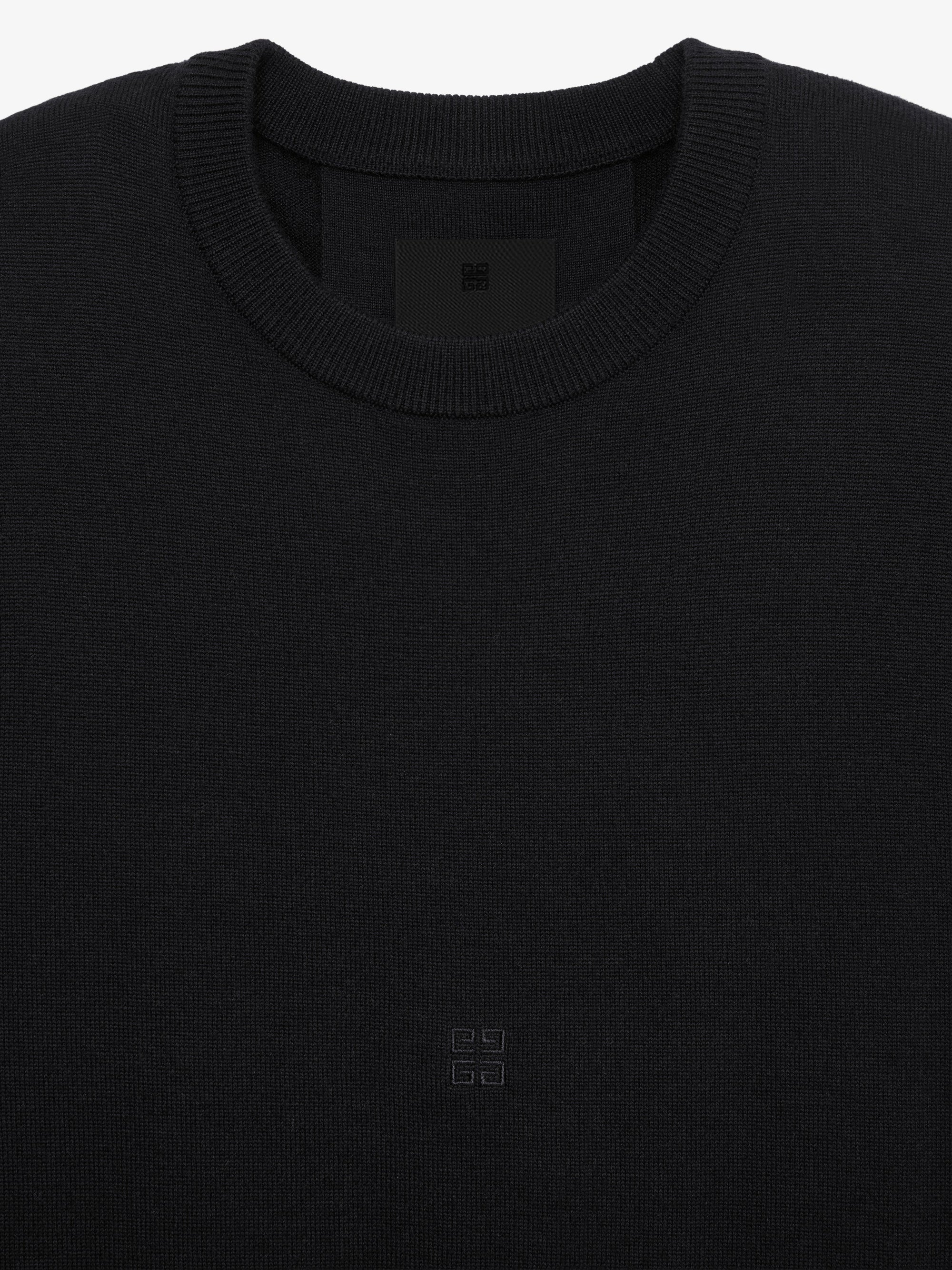 4G EMBROIDERY CREW NECK SWEATER