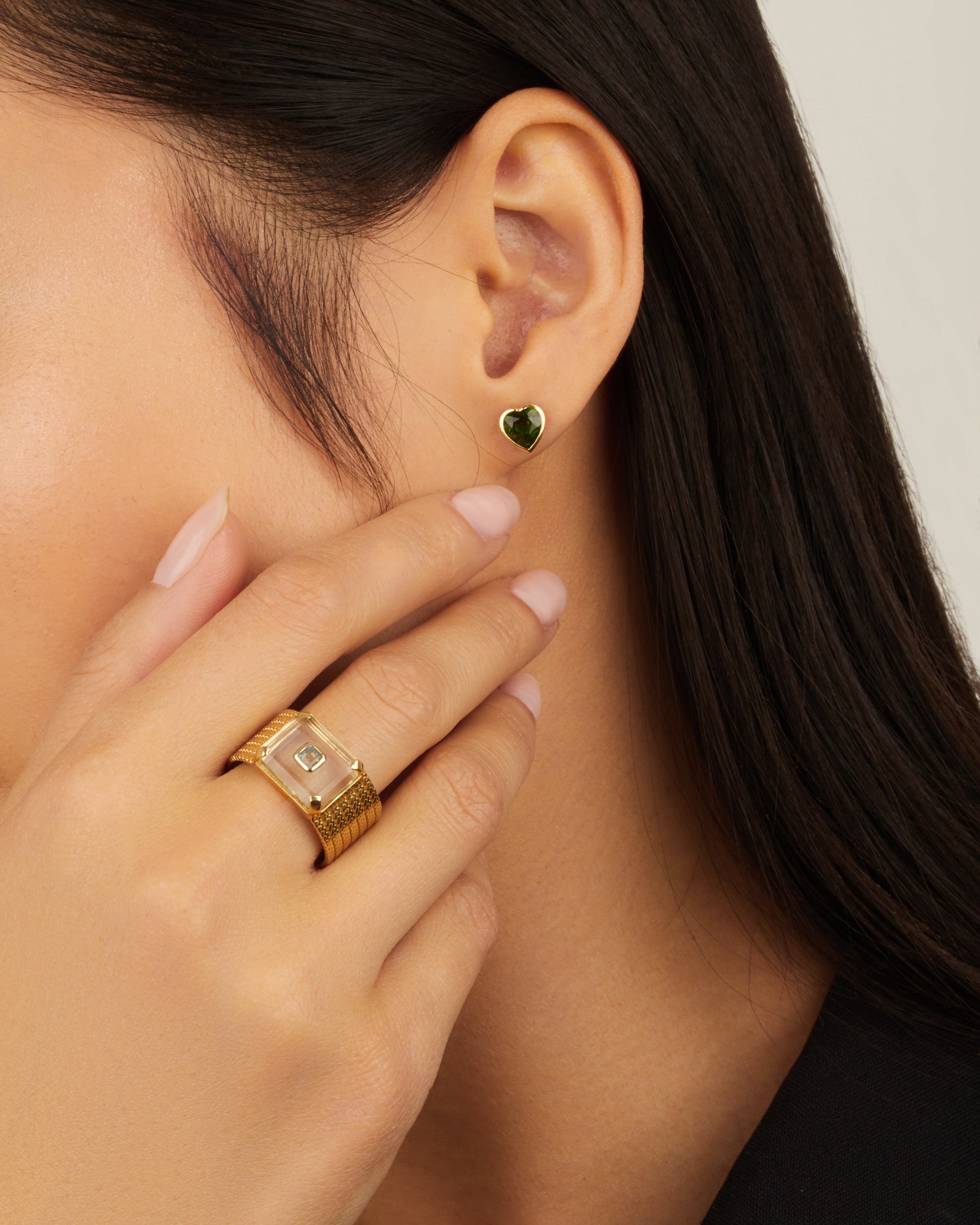 Mono heart earring in yellow gold - Diopside