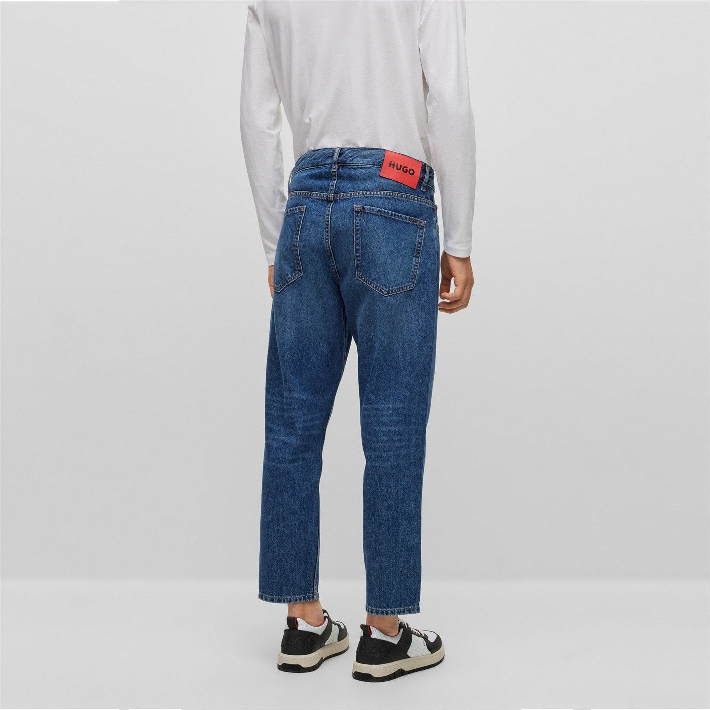 BRIGHT BLUE // JEANS HUGO 340