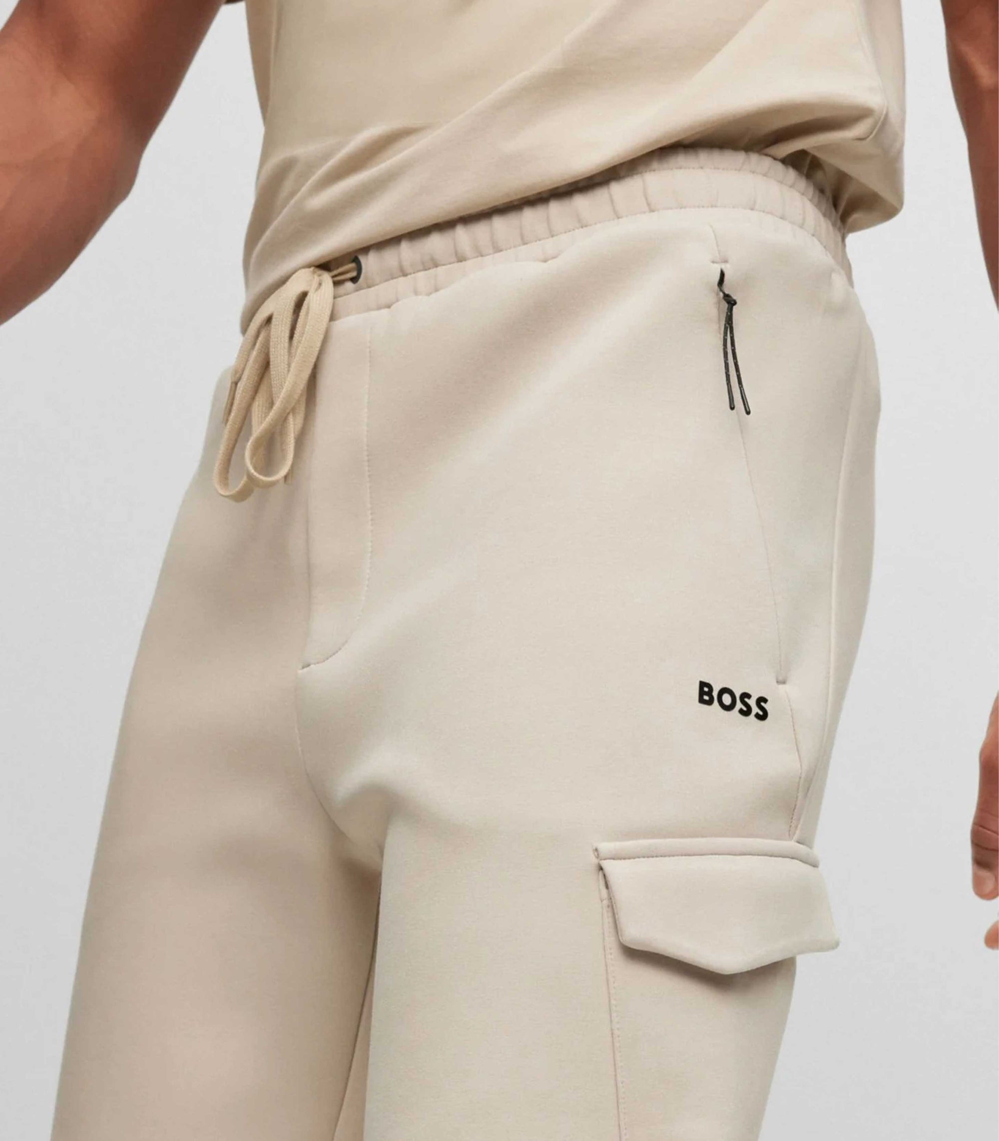 MEDIUM BEIGE // CASUAL TROUSERS HARIQ SHORT