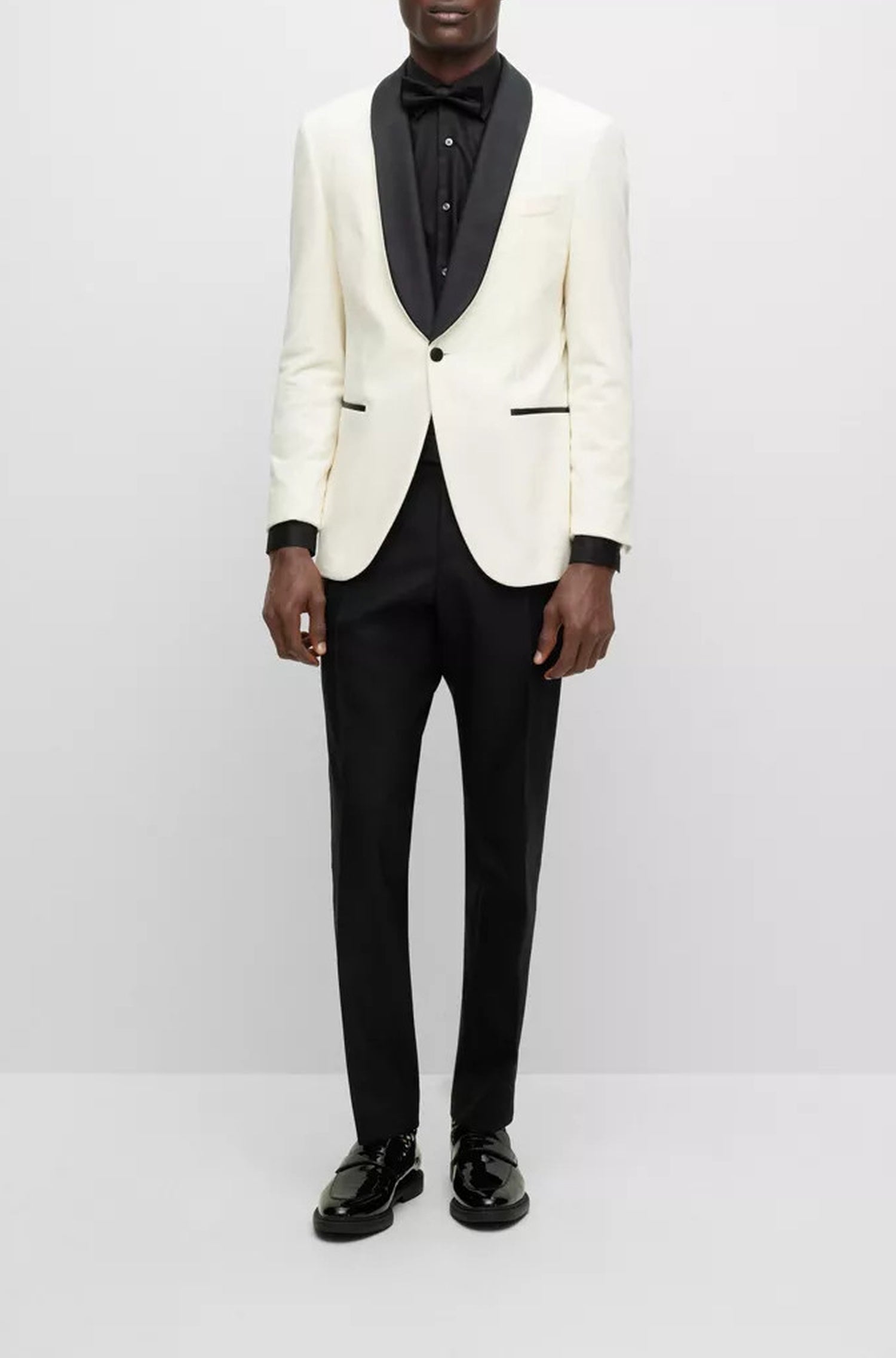 WHITE // BLAZERS L-HARVERS-TUX-234