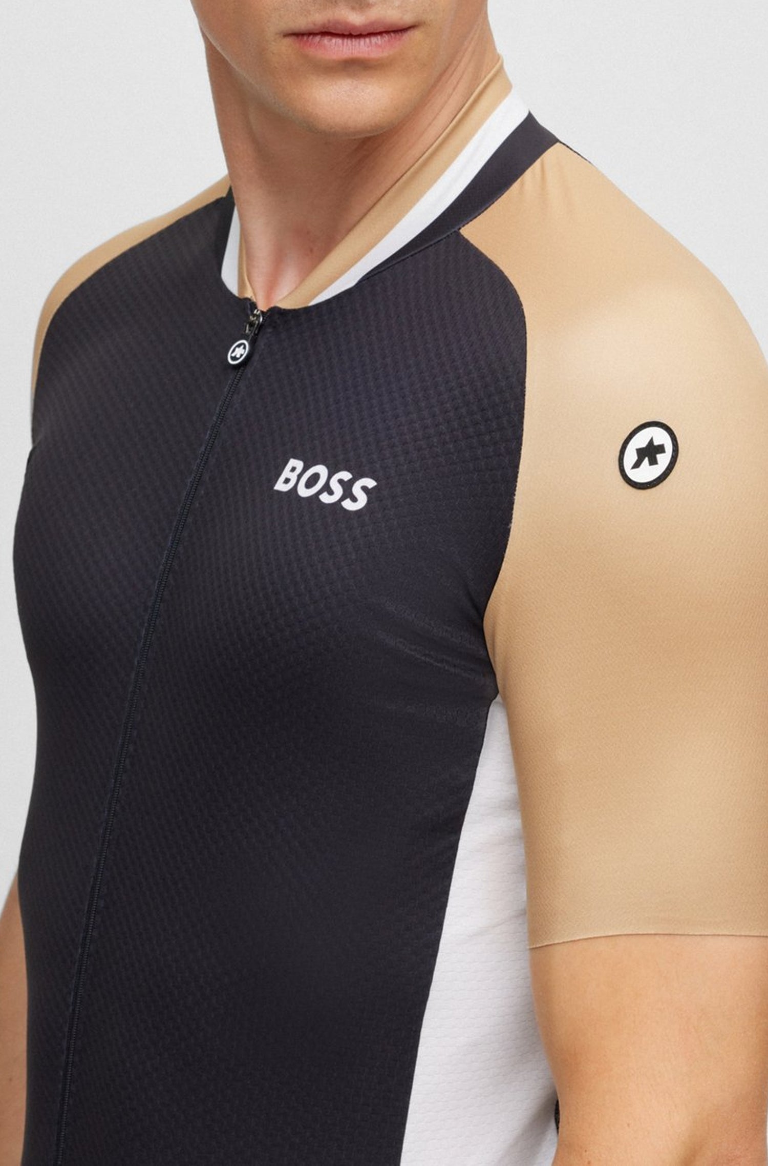 BLACK // CYCLING JERSEYS NOT ASSIGNED