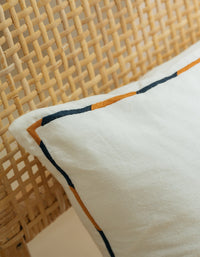 Linen and cotton embroidered cushion cover - White