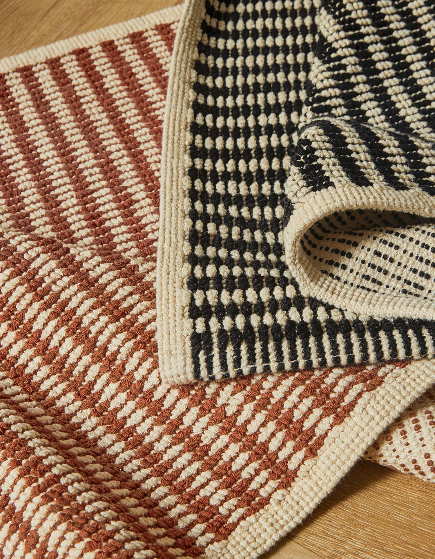 Tapis tissé en coton - Terracotta
