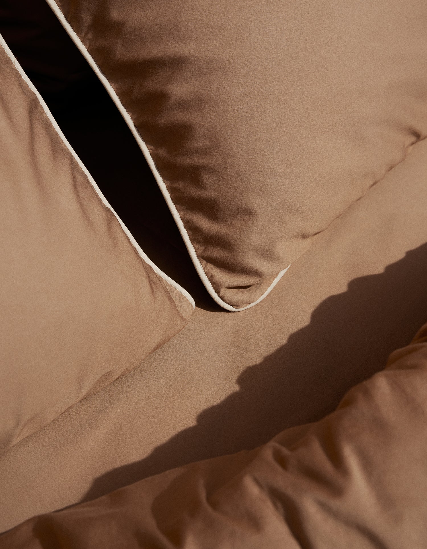 Drap housse en satin de coton lavé - Tabac