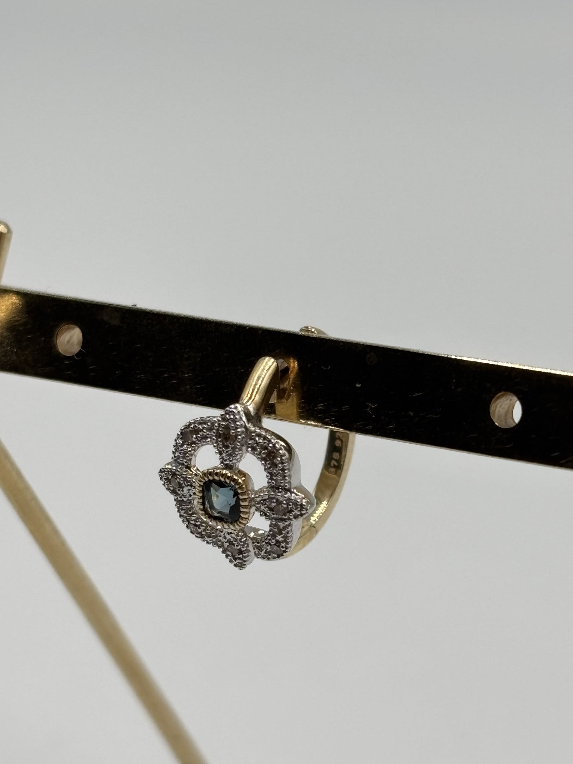 ZDELETE REF A 0 Boucle d'oreille BO-SAMPLE22