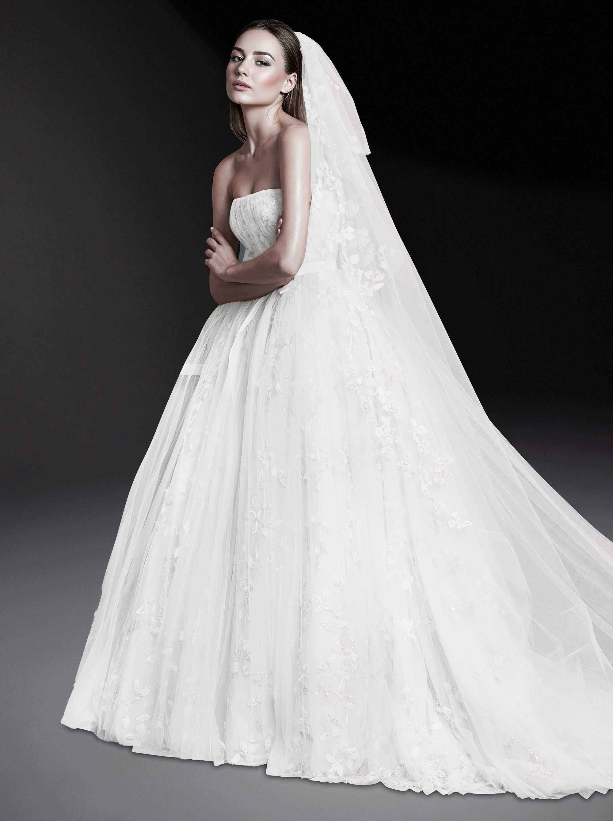Dress with floral embroidery in silk - Snow White