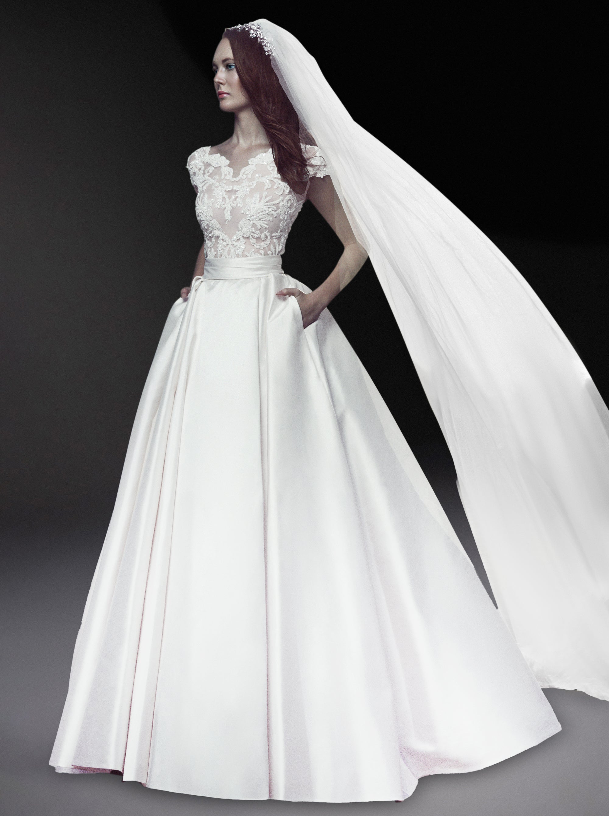 Voile drapé en tulle - Blanc de Blanc