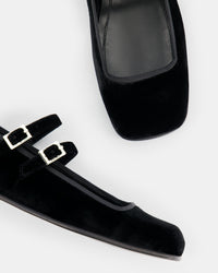 1 QTY New Bulla Rina Black Velvet