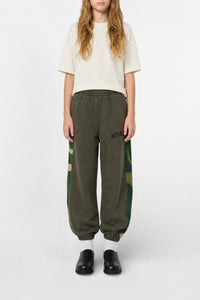 Track trousers with elasticated waistband - Army Green