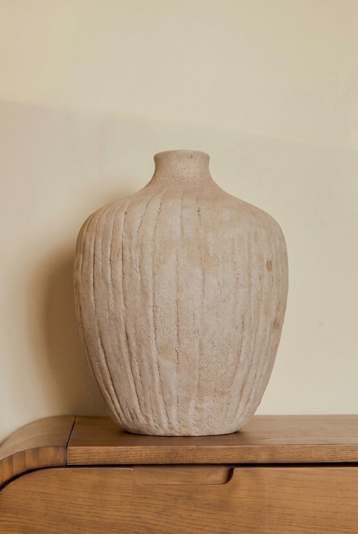 Vase Benedita en céramique - Taupe