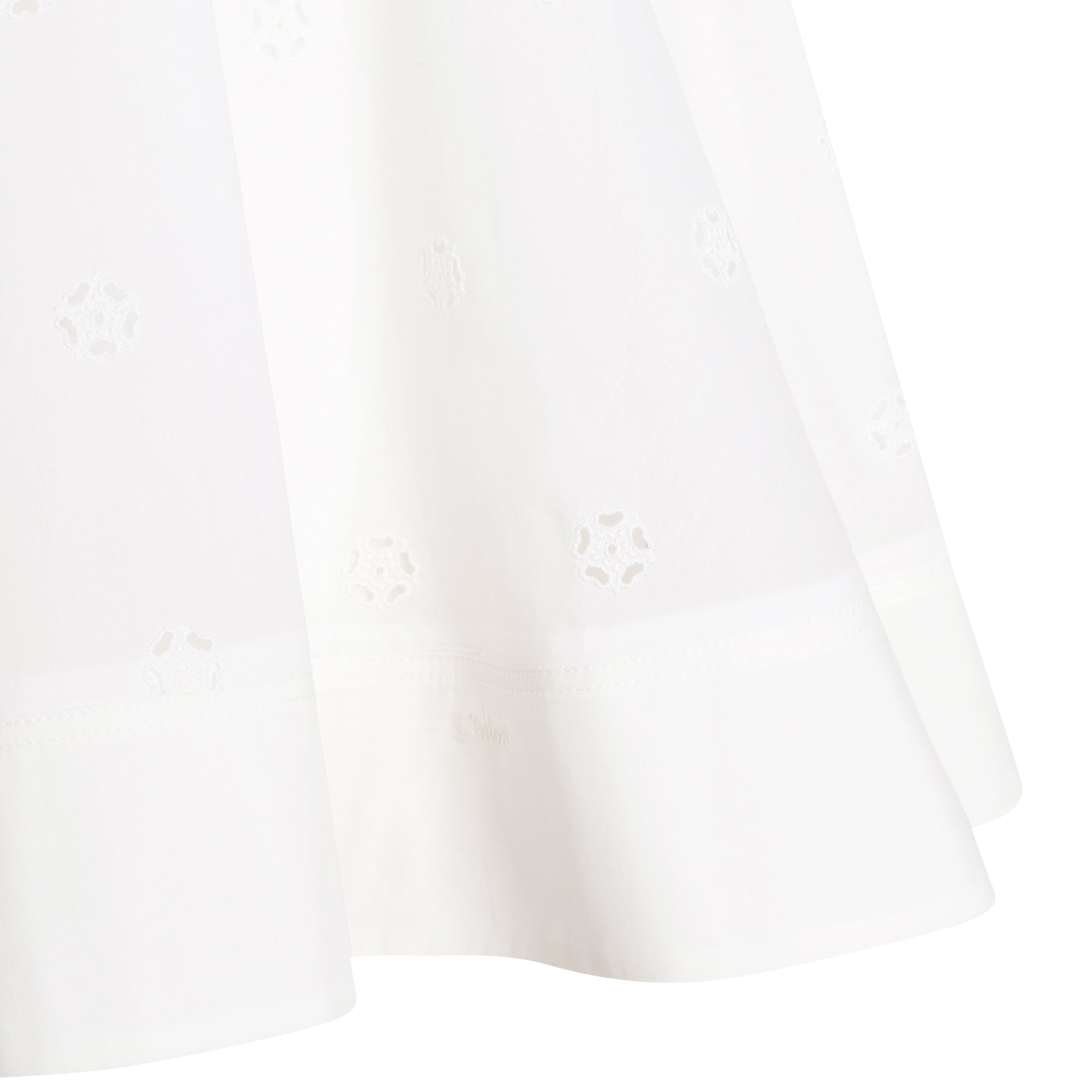 Robe de cérémonie en crêpe brodé en France - Offwhite