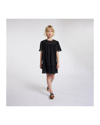 ROBE MANCHES COURTES