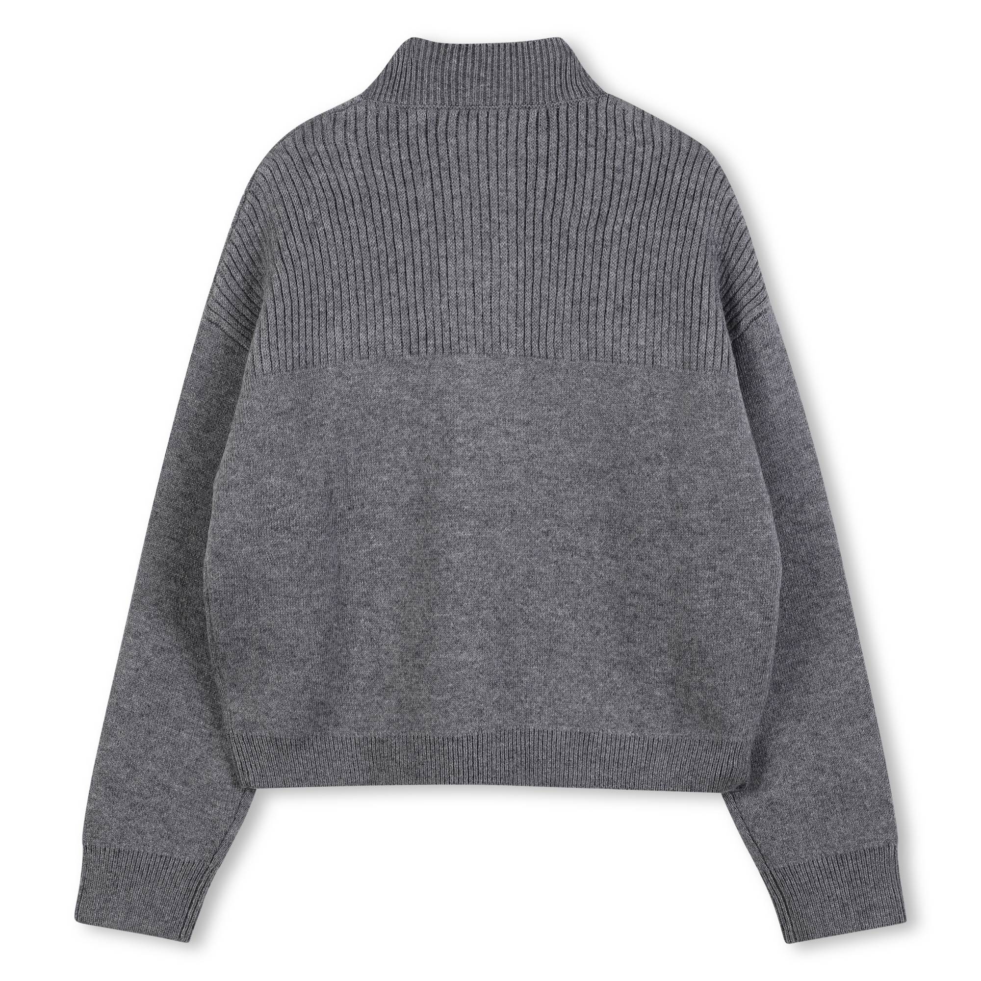 PULL