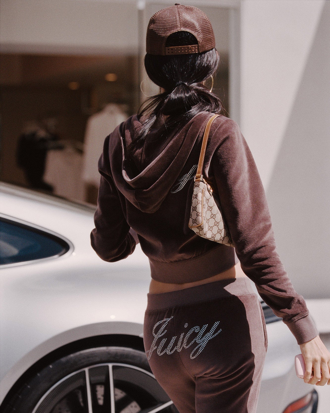 Sweat à capuche zippé en velours « Juicy Script » - Chocolat
