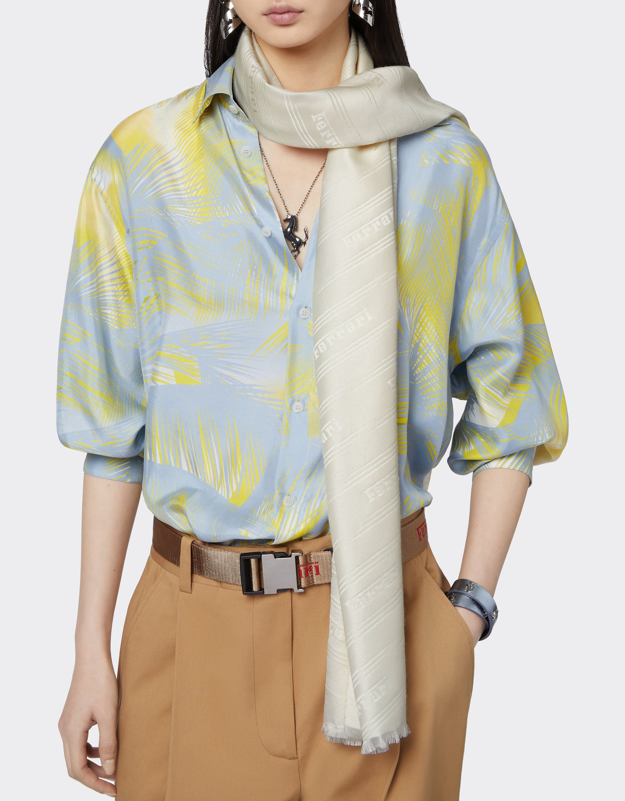 Foulard unisexe avec logo Ferrari en soie - Bianco