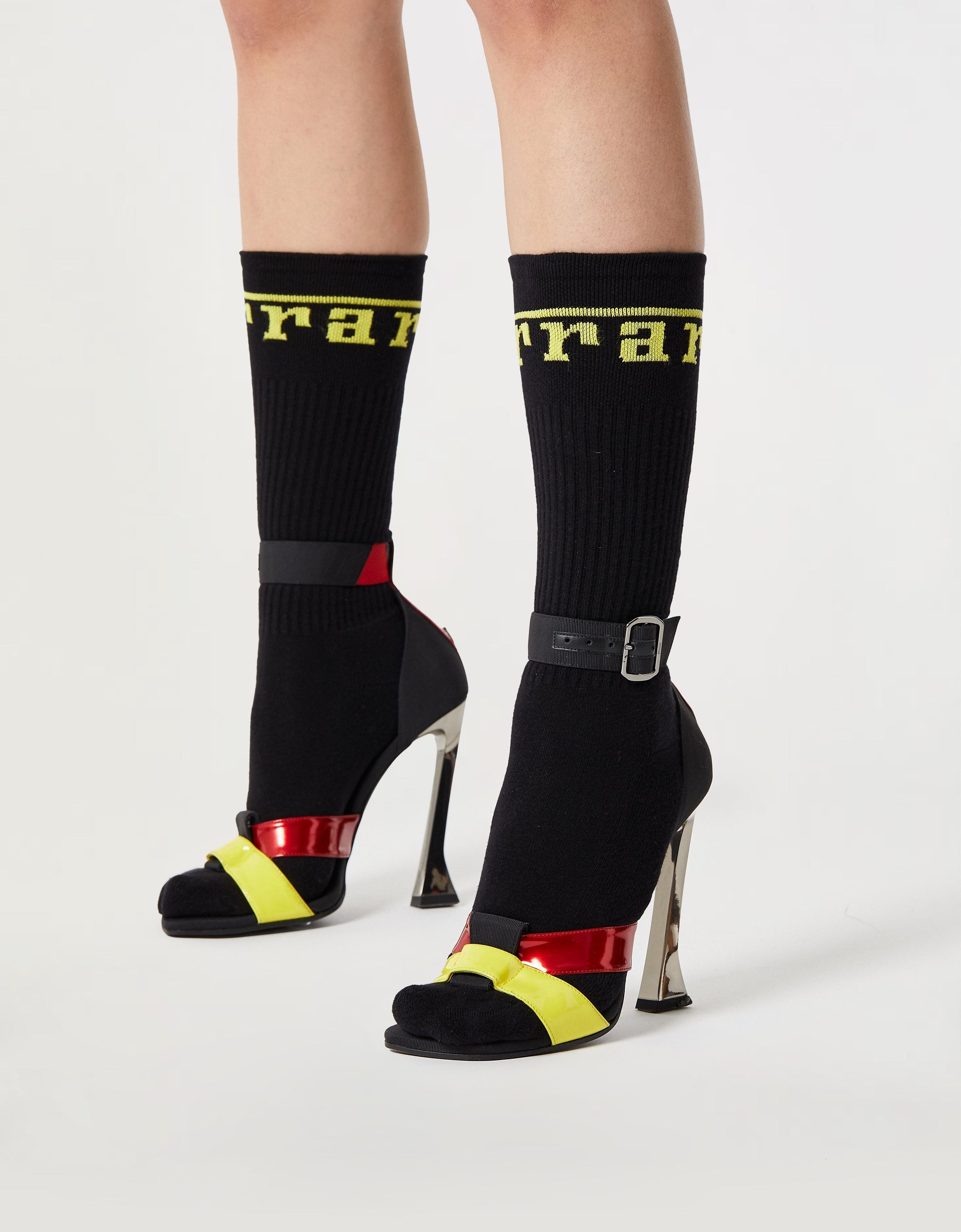Chaussettes unisexe avec logo Ferrari - Yellow