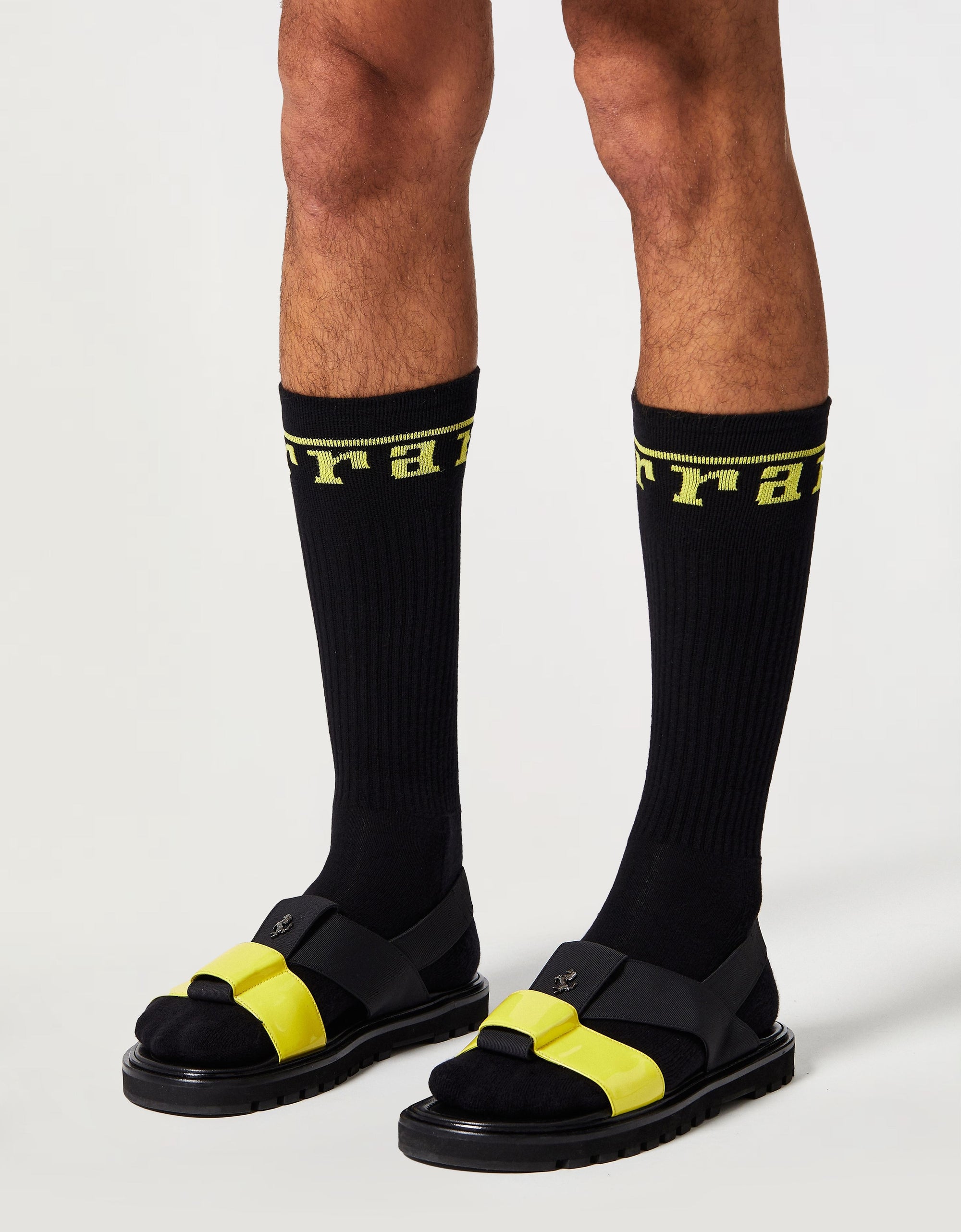 Chaussettes unisexe avec logo Ferrari - Yellow