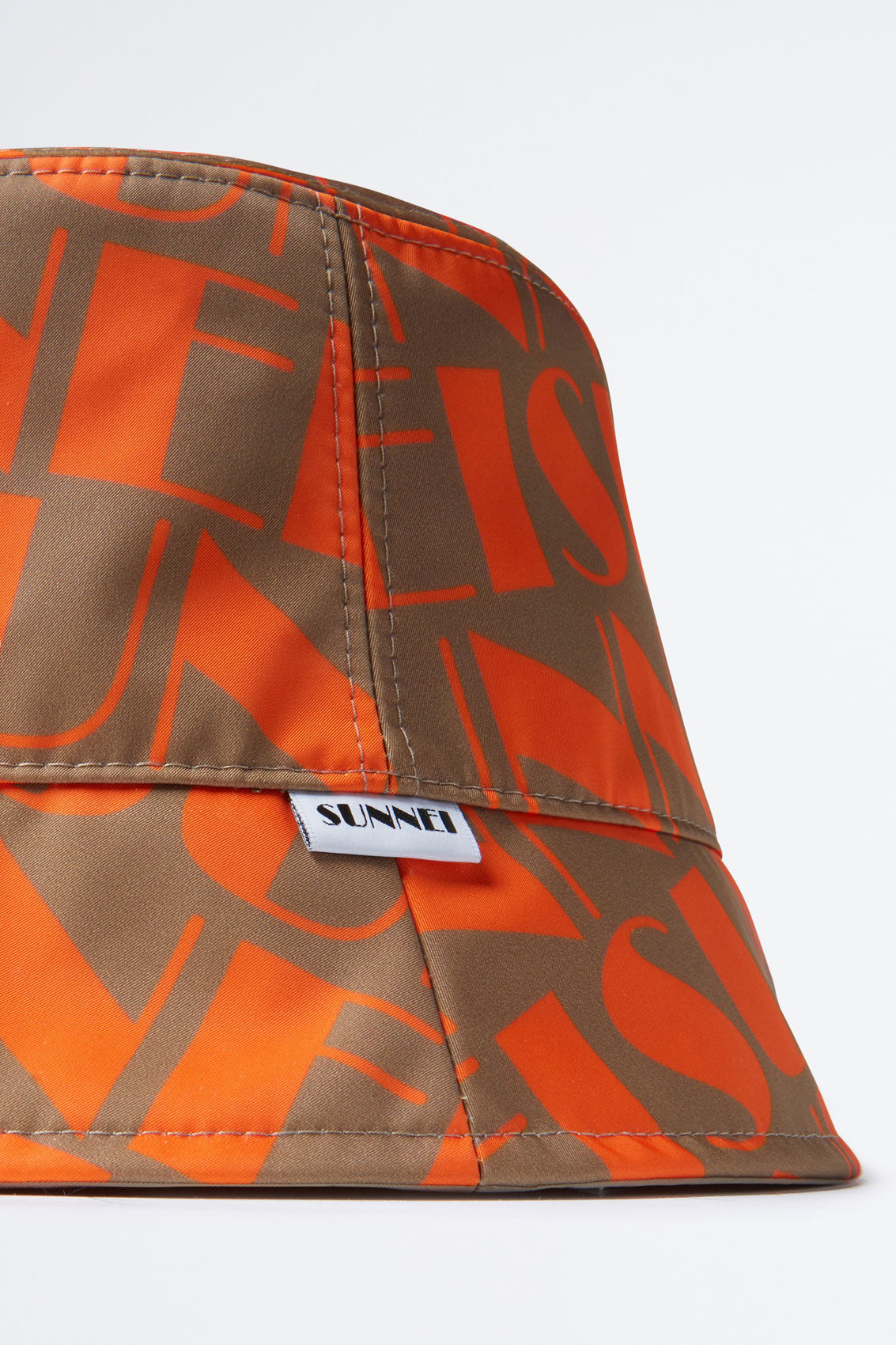Reversible graphic bobble - Orange & Beige