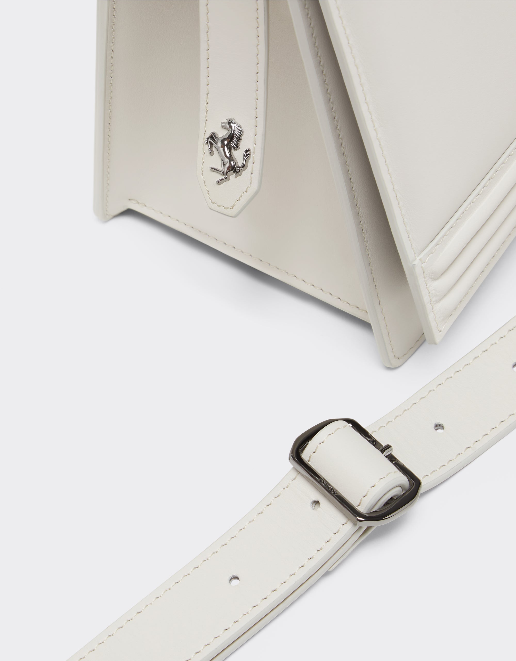 Sac à main Ferrari GT en cuir - Ecru