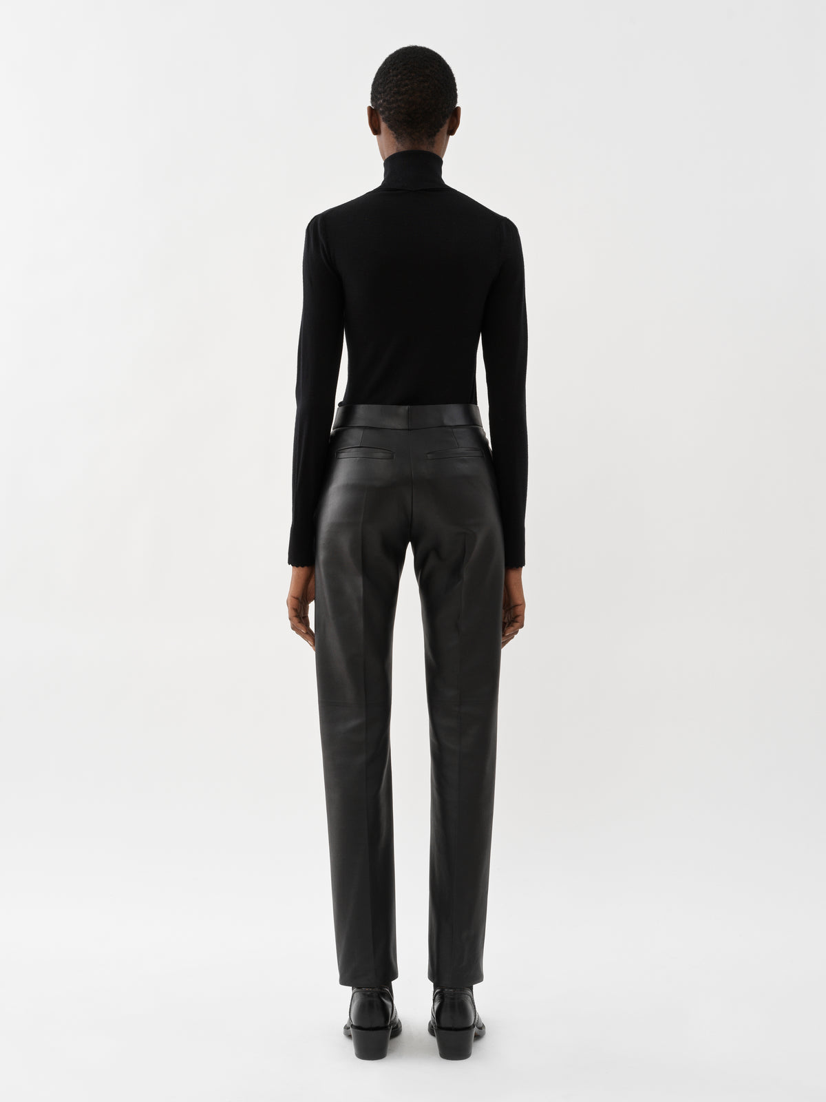 Black PULLOVER - Black