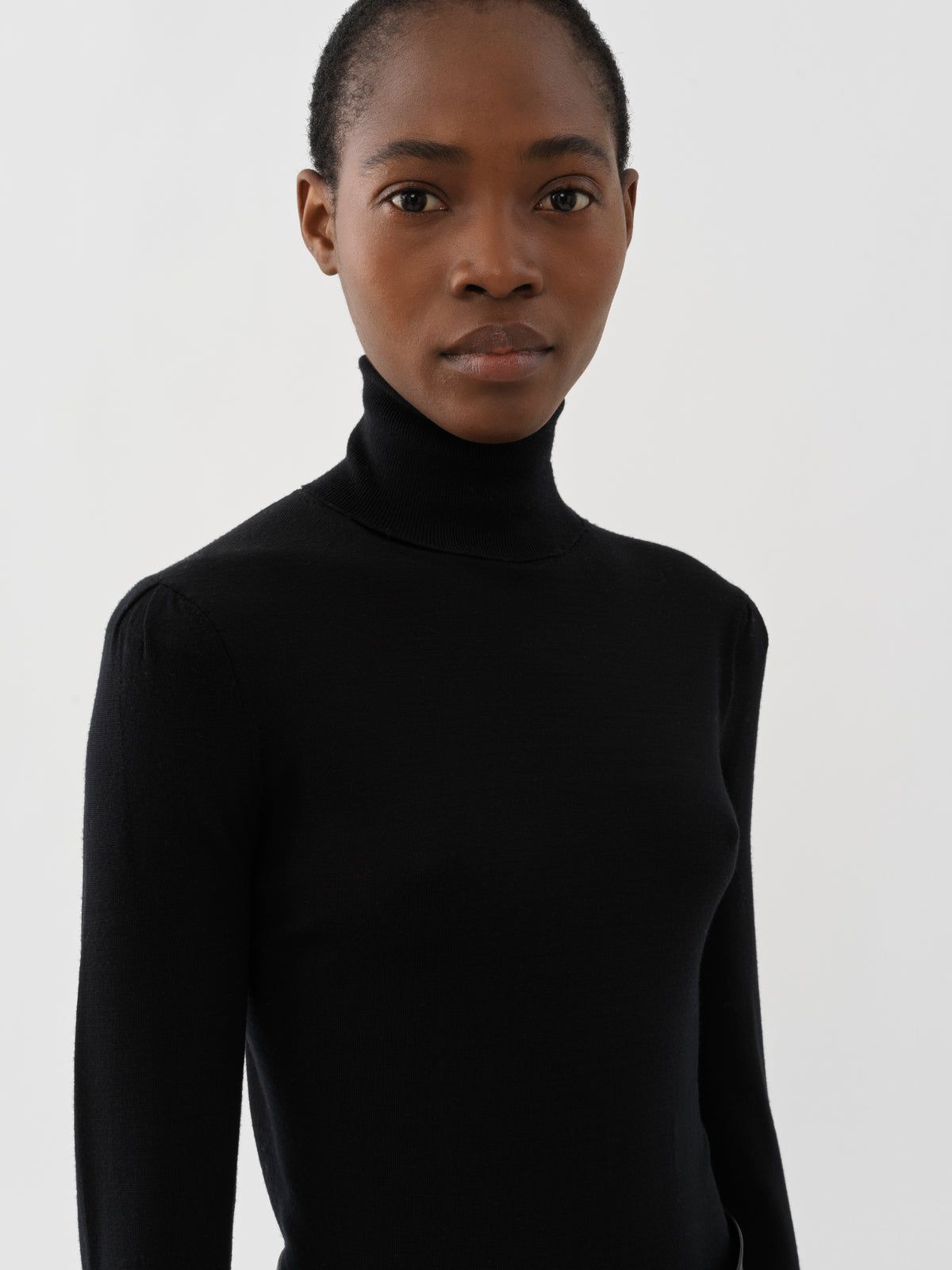 Black PULLOVER - Black