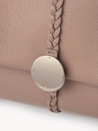 BASEPLUS_Nomad Beige LARGE SHOULDER - Nomad Beige