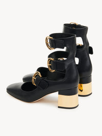 BASEPLUS_Black PUMP - Black