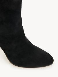 BASEPLUS_Black OVER THE KNEE BOOTS - Black