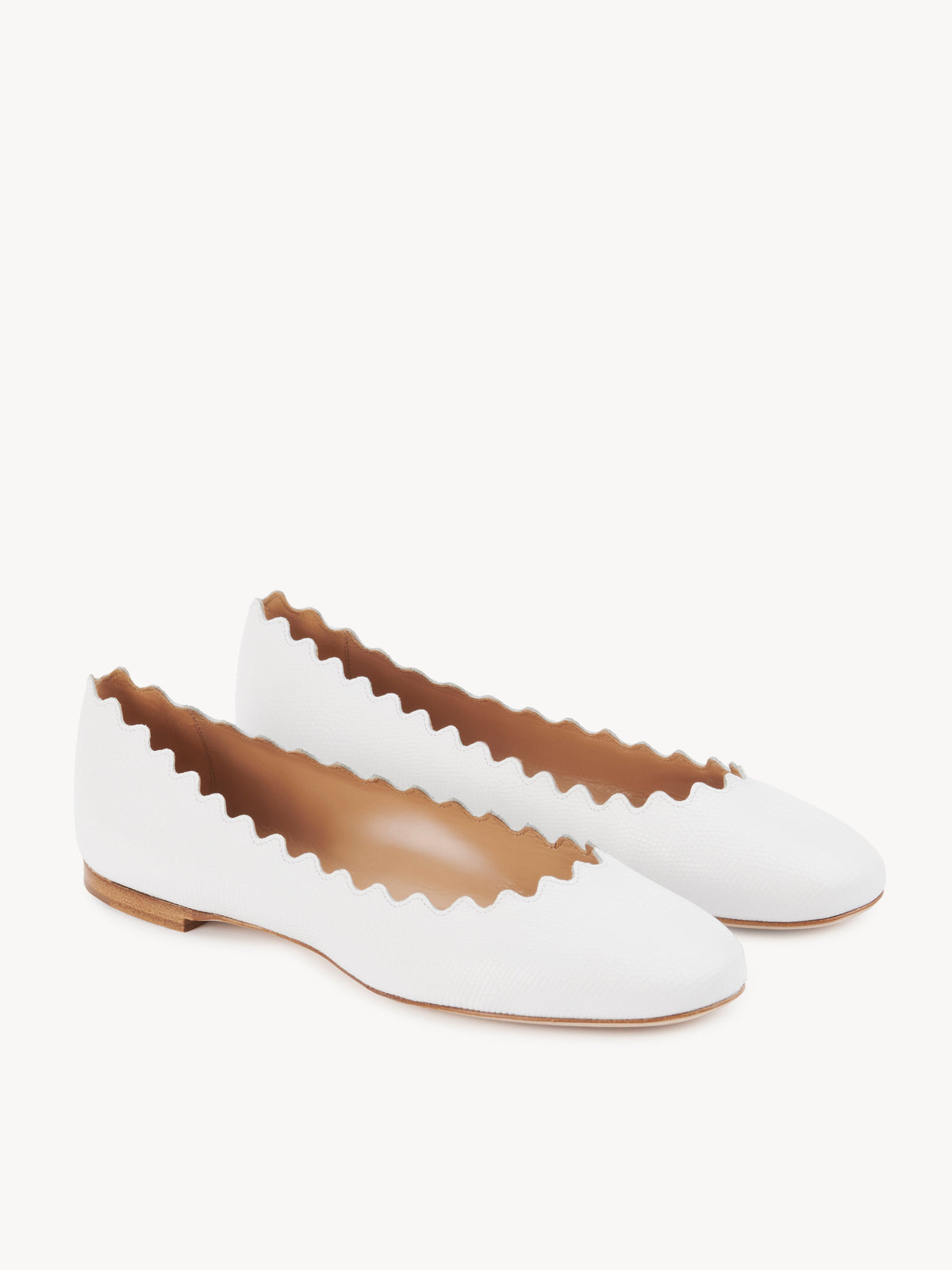 BASEPLUS_Brilliant White BALLERINAS - Brilliant White
