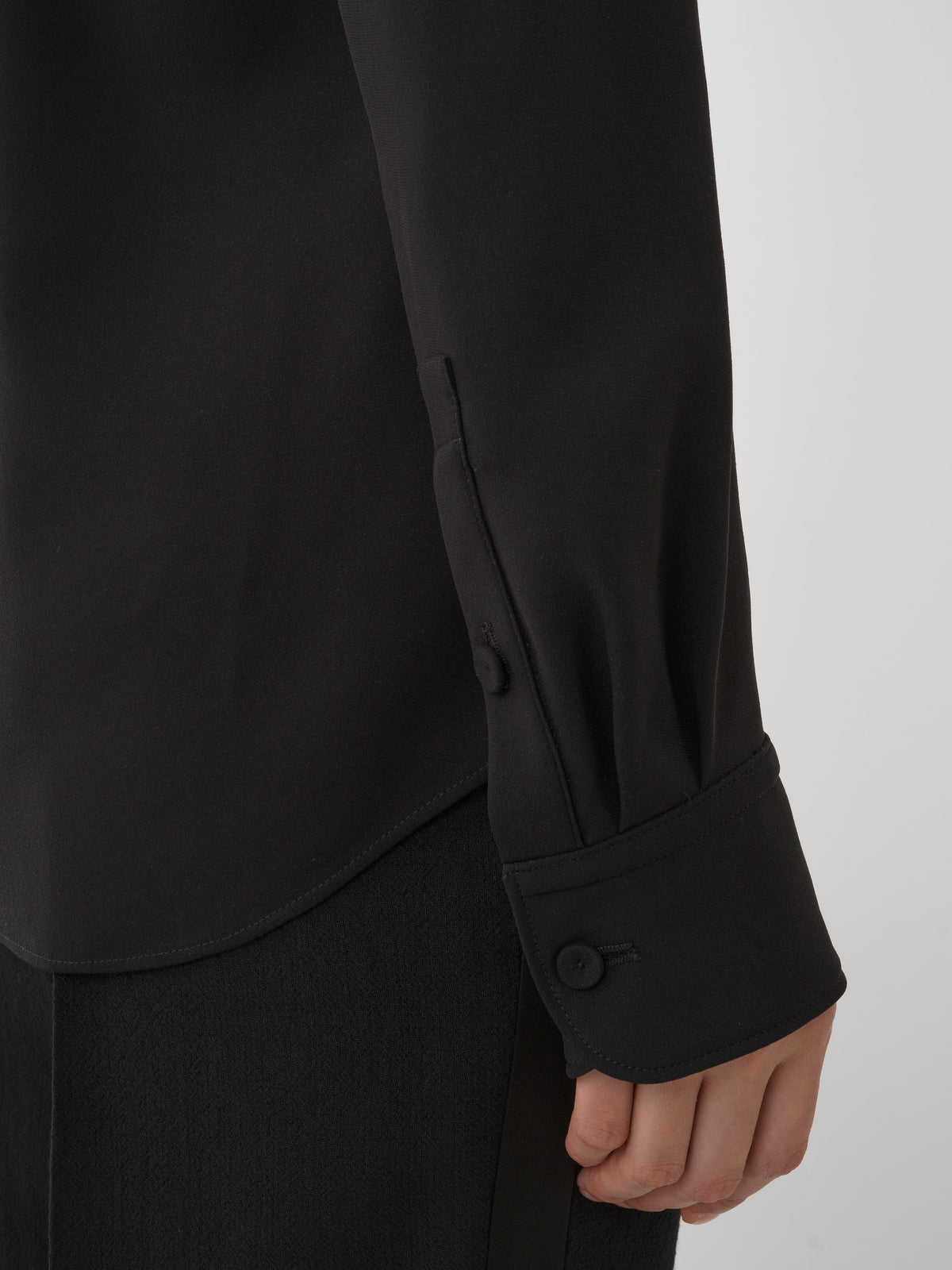 BASEPLUS_Black TOP - Black