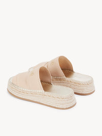 BASEPLUS_Frosted Almond SLIDES - Frosted Almond