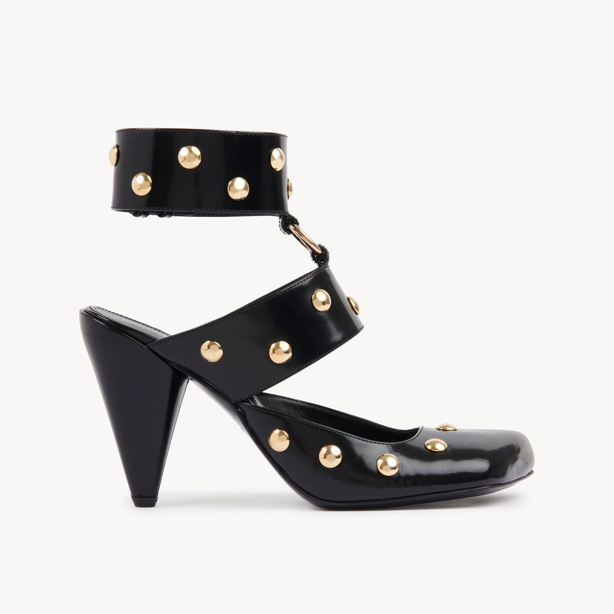 BASEPLUS_Black PUMP - Black