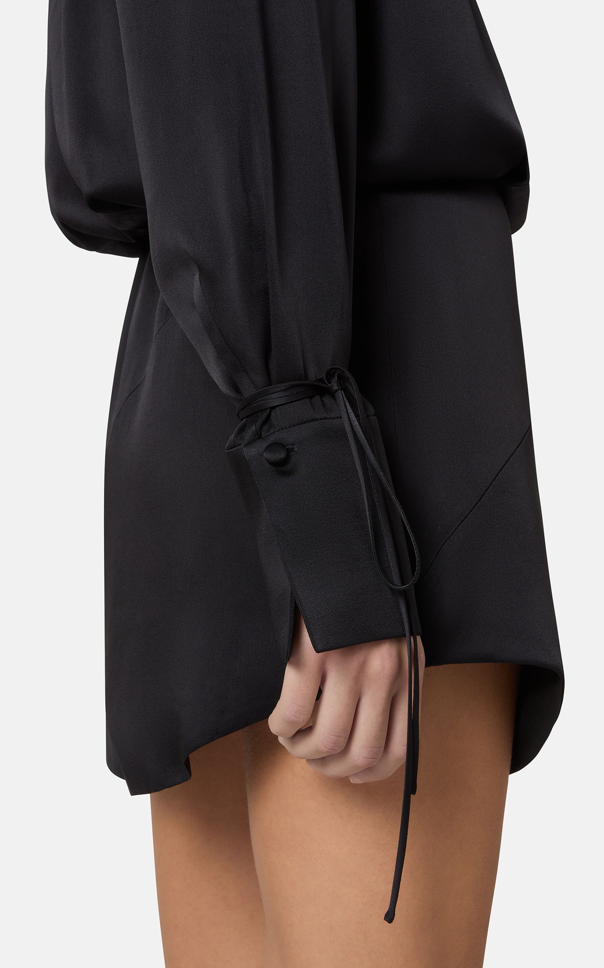 Short dress with knotted cuffs - Black