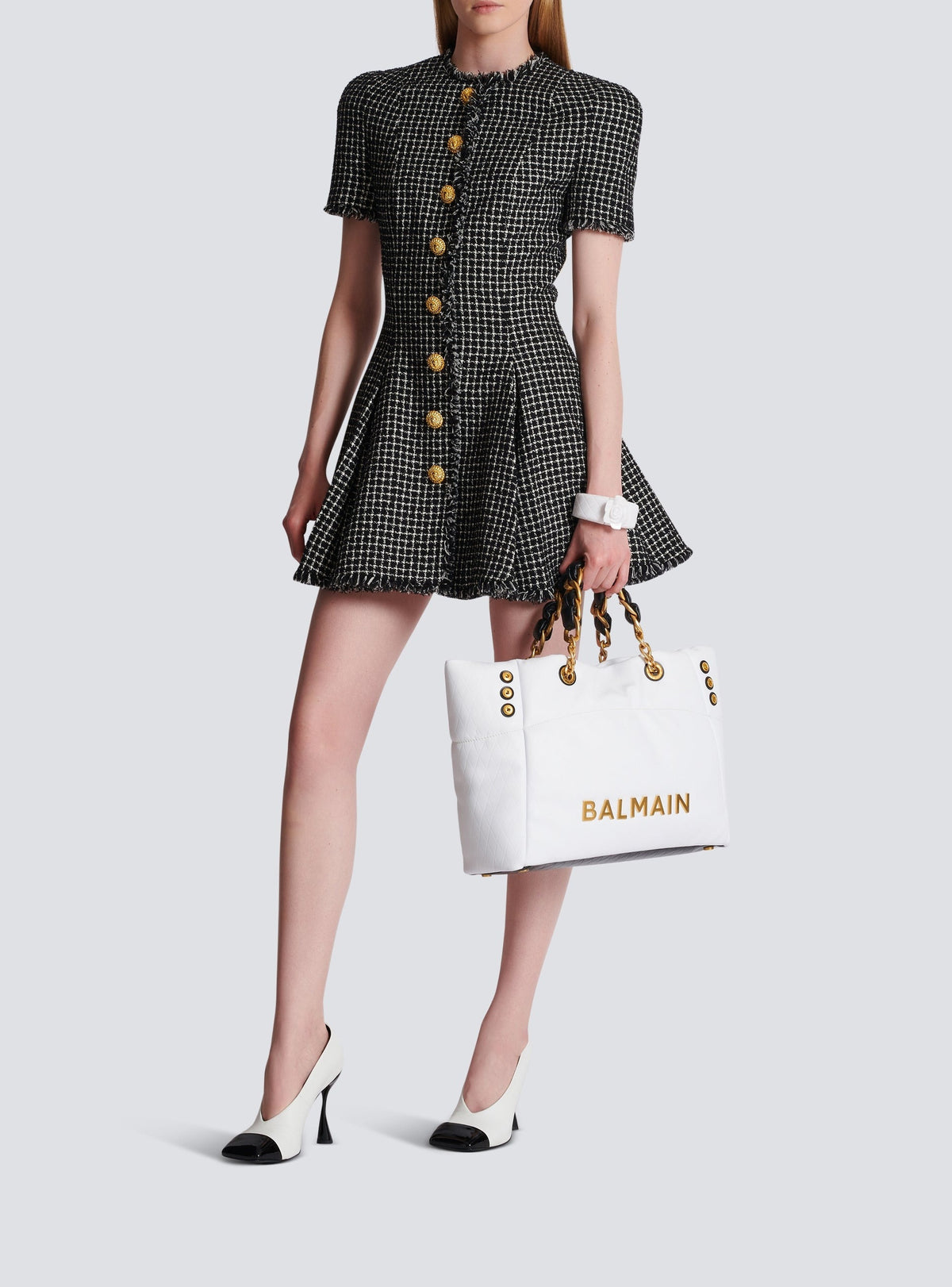 Pleated flared short dress in gingham tweed - White & Black