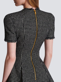 Robe évasée à plis en tweed vichy - Blanc & Noir