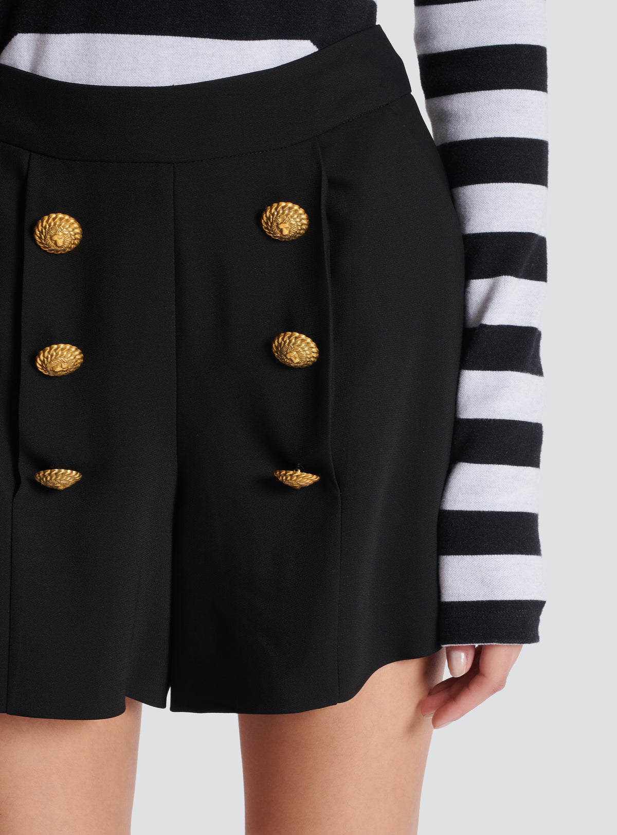 Short à 6 boutons - Noir