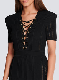 Robe courte lacée en maille côtelée - Noir