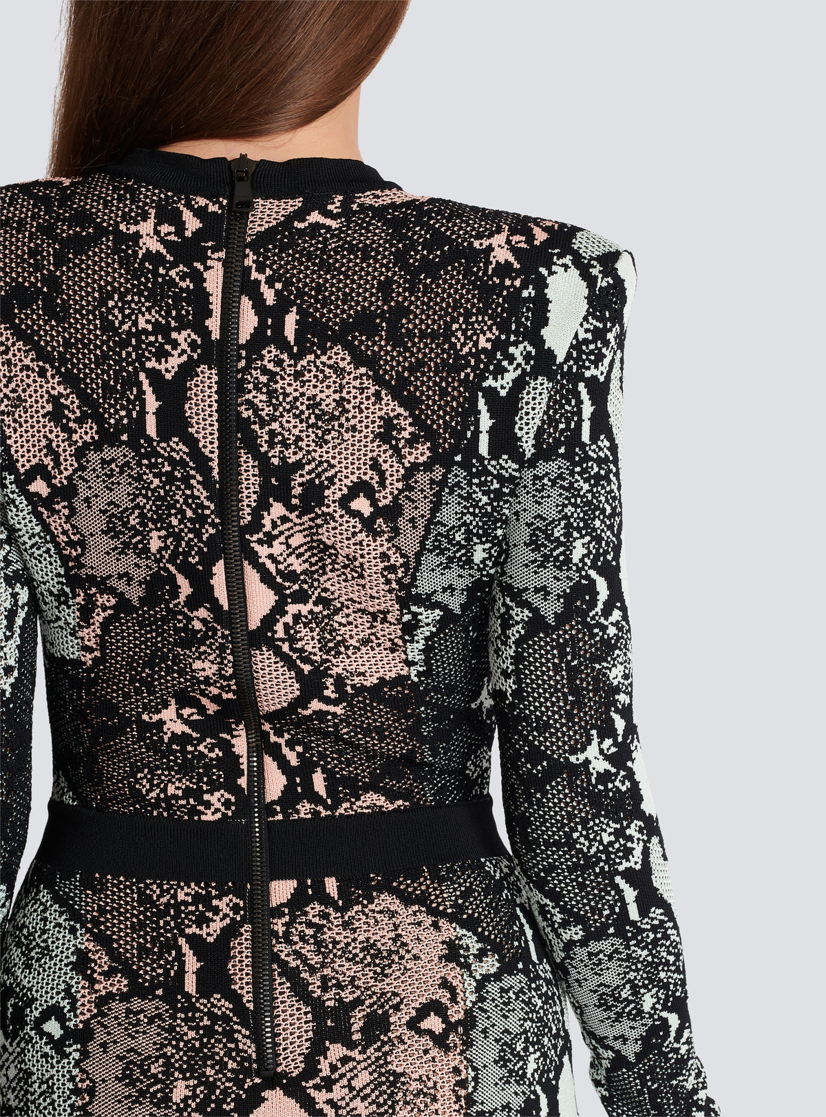 Robe courte en jacquard python - Vert Pâle & Saumon Clair I & Noir