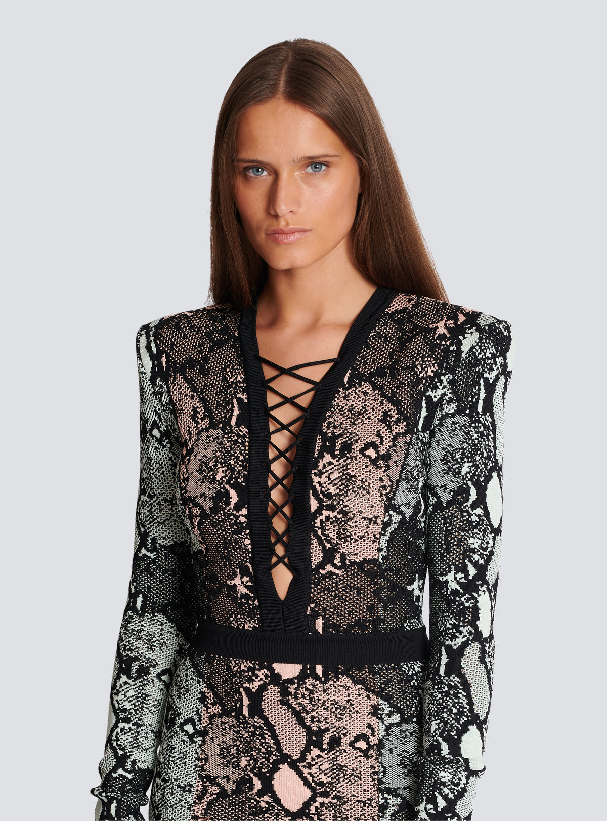 Robe courte en jacquard python - Vert Pâle & Saumon Clair I & Noir