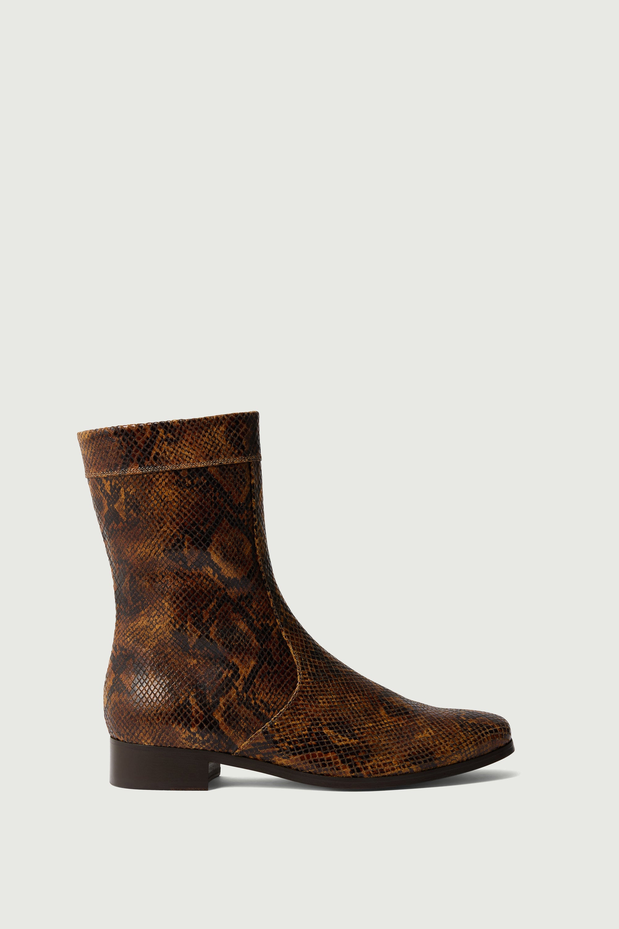 92 / NEW   BOTTINES ECAILLE