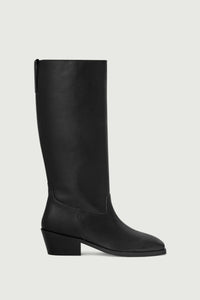 82 / NEW   BOTTES BERGAM