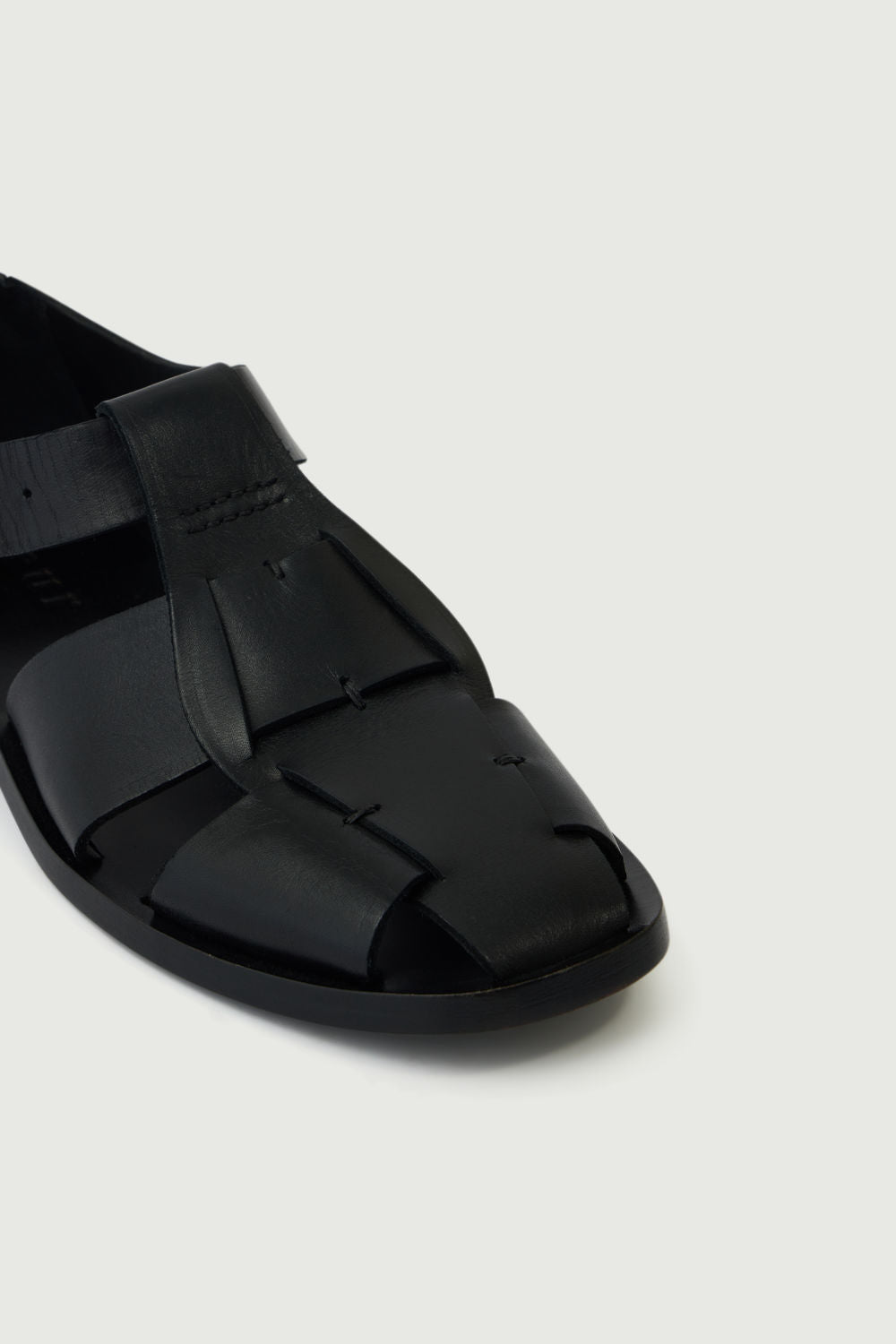 NOIR SANDALES VELIKA