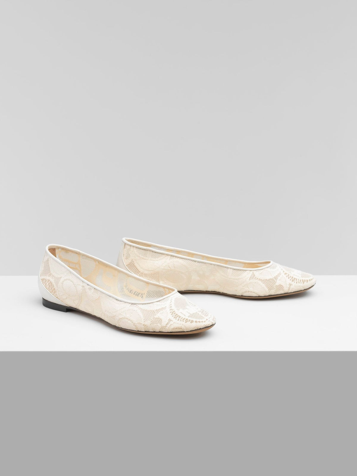 BASEPLUS_Mild Beige BALLERINAS - Mild Beige